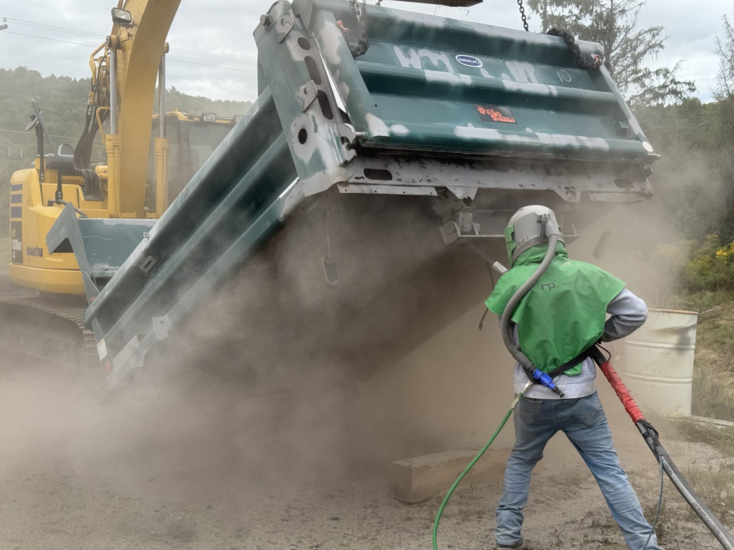 Dump Bed Rust Removal & Spot Sandblasting – Barre, Vermont Dump bed in Barre Vermont with rusted areas professionally spot sandblasted and prepared for fresh paint